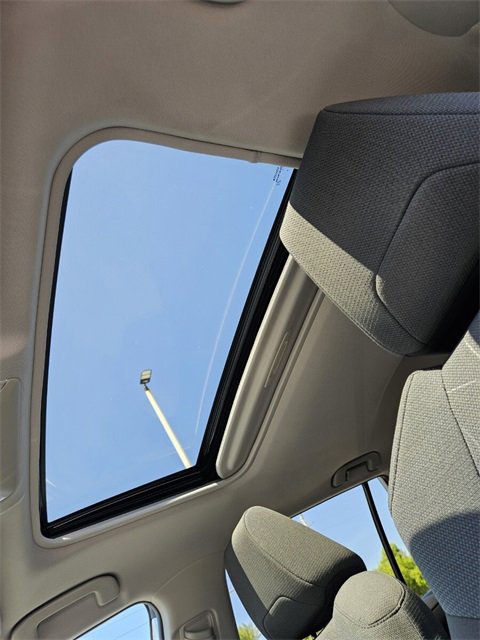 Used 2022 Toyota RAV4 XLE image 16