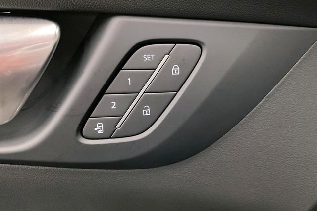 Used 2025 Buick Enclave Sport Touring w/ Power Package image 37
