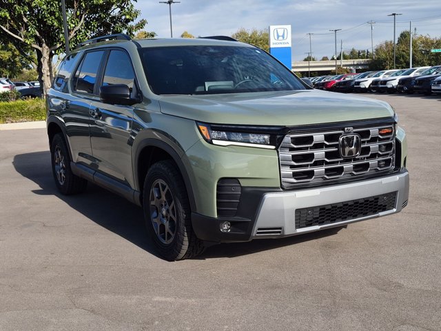 New 2026 Honda Pilot TrailSport image 7