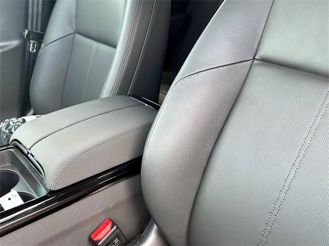 New 2026 Land Rover Range Rover Velar Dynamic SE image 17