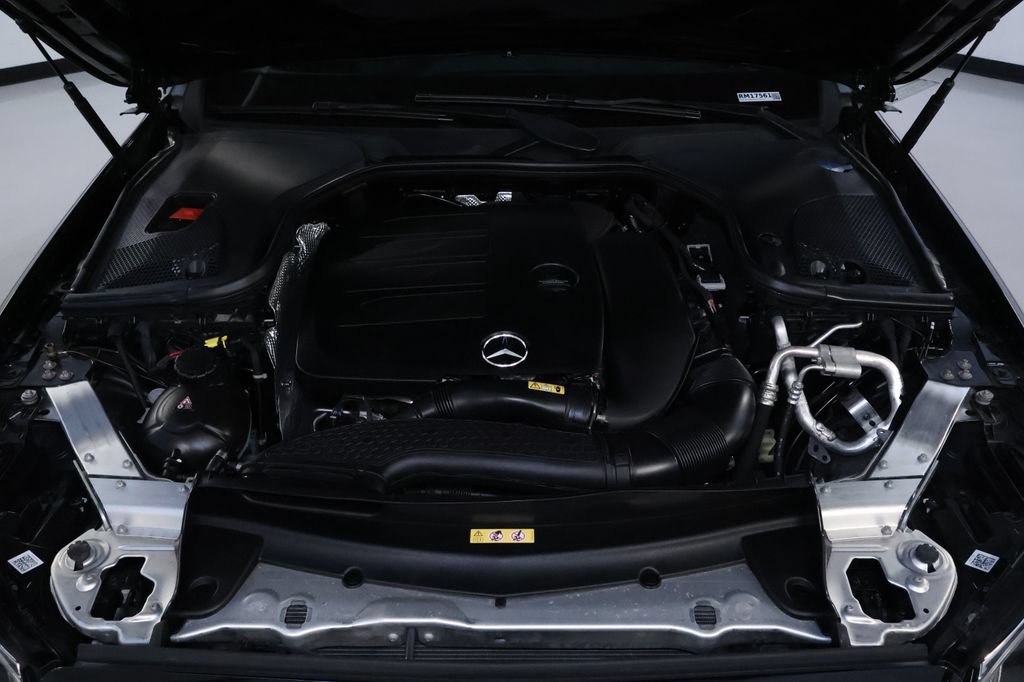 Used 2020 Mercedes-Benz E 350 4MATIC Sedan w/ Parking Assistance Package image 39
