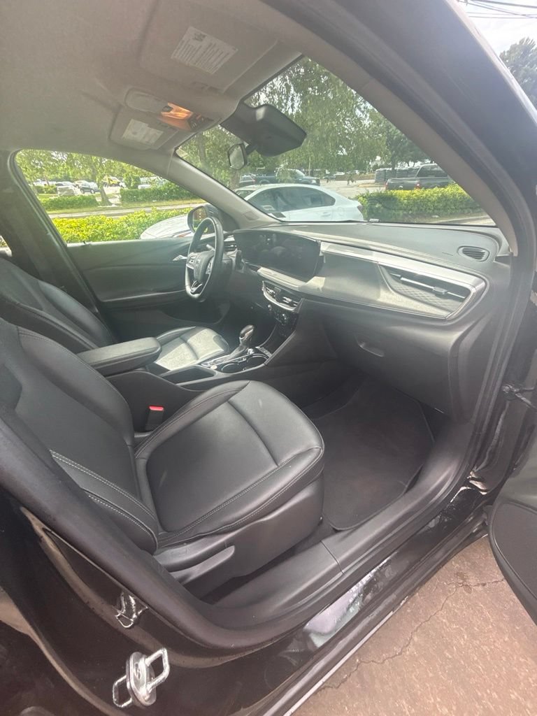 Used 2024 Buick Encore GX Sport Touring FWD image 24