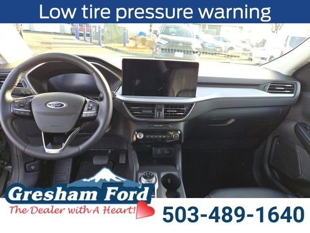 Used 2023 Ford Escape Platinum AWD/4WD image 14