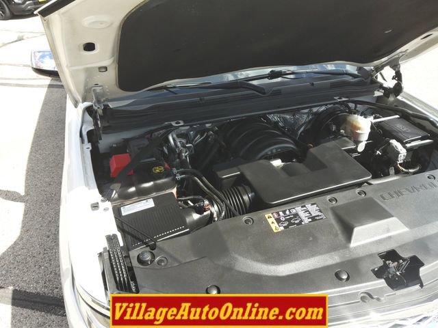 Used 2018 Chevrolet Suburban Premier AWD/4WD image 48