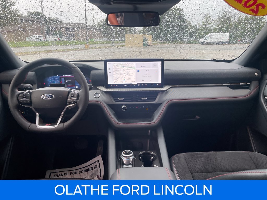 Used 2026 Ford Explorer ST AWD/4WD image 14