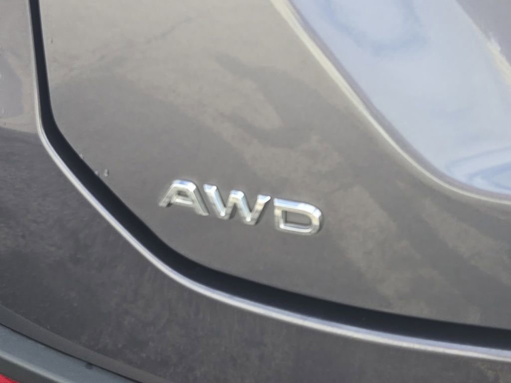 Used 2024 Honda Pilot Touring image 7