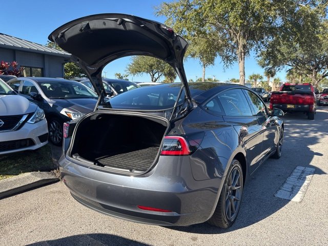 Used 2023 Tesla Model 3 Standard Range image 16