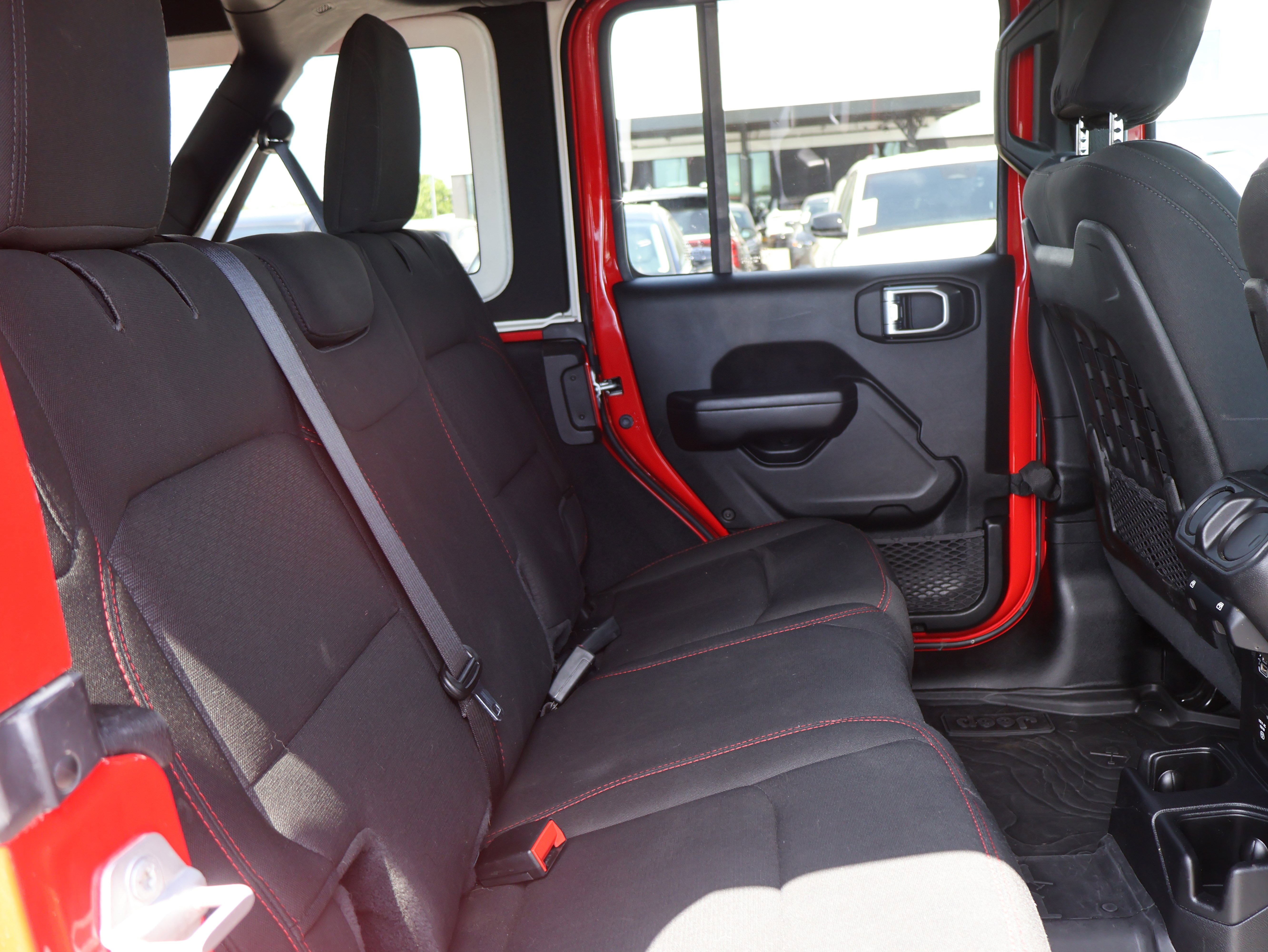 Used 2020 Jeep Wrangler Unlimited Rubicon AWD/4WD image 11