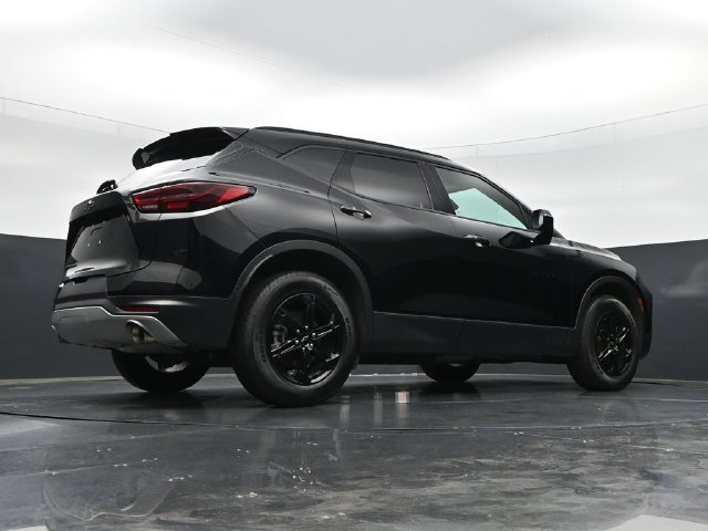 Used 2023 Chevrolet Blazer LT w/ Midnight/Sport Edition AWD/4WD image 38