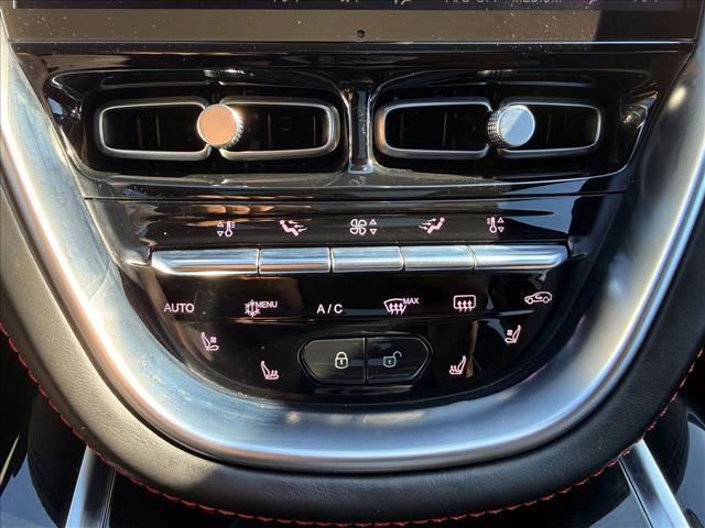 Used 2021 Aston Martin DBX image 23