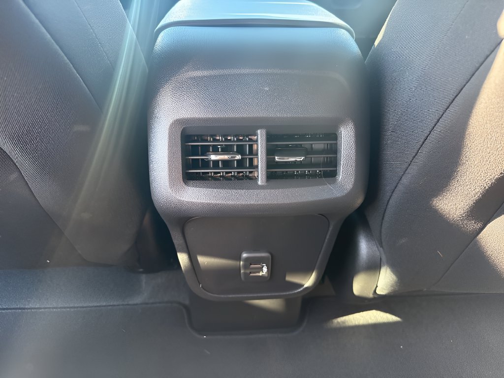 Used 2024 Chevrolet Equinox LS FWD image 12