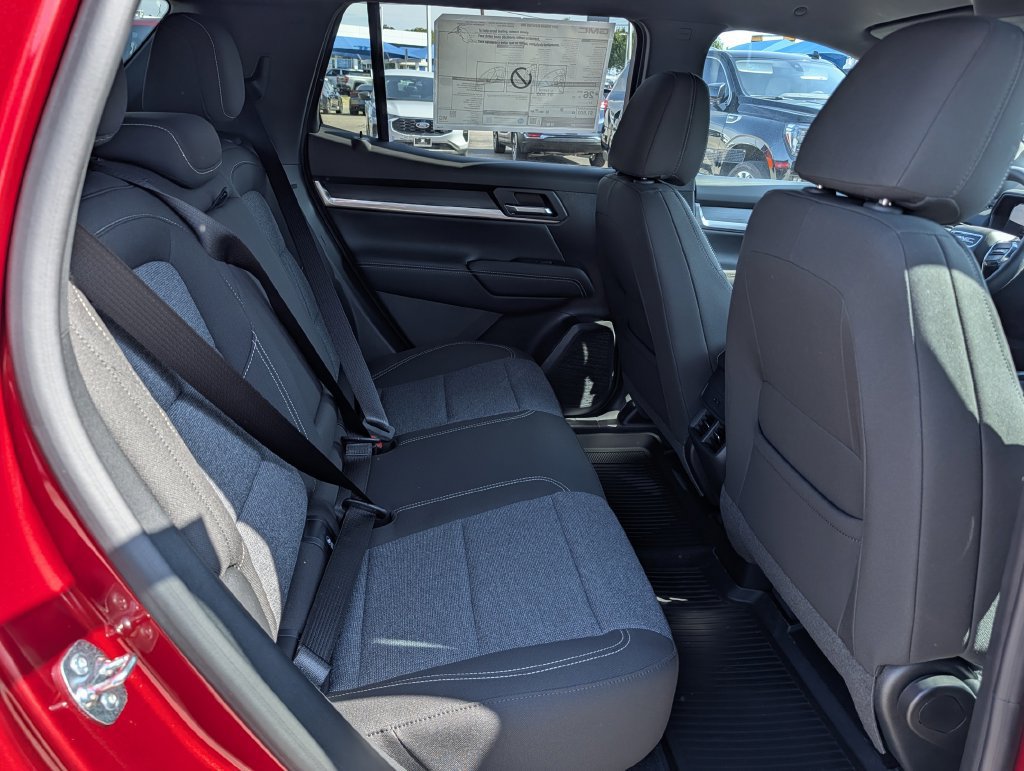New 2027 GMC Terrain Elevation w/ Technology Package II FWD image 27