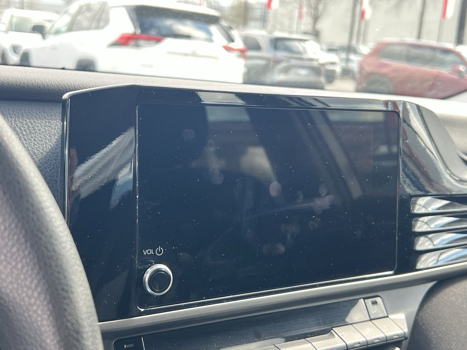 Used 2025 Toyota Camry LE image 16