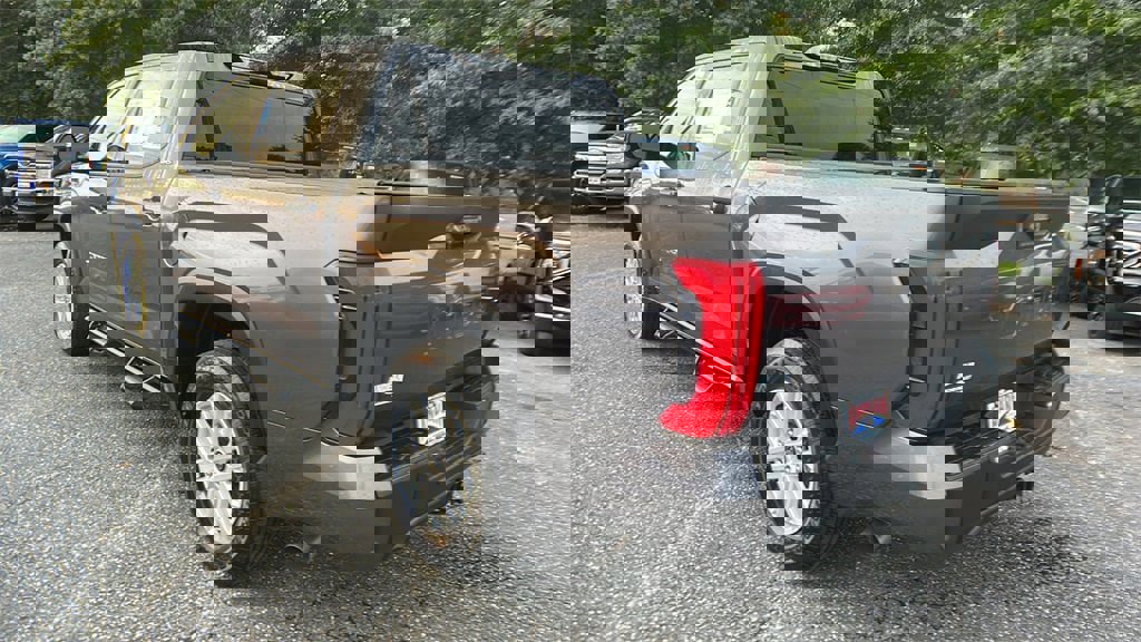 Used 2022 Toyota Tundra SR5 image 7