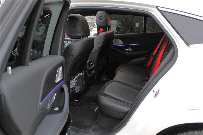 Used 2023 Mercedes-Benz GLE 53 AMG 4MATIC Coupe w/ Parking Assistance Package image 28