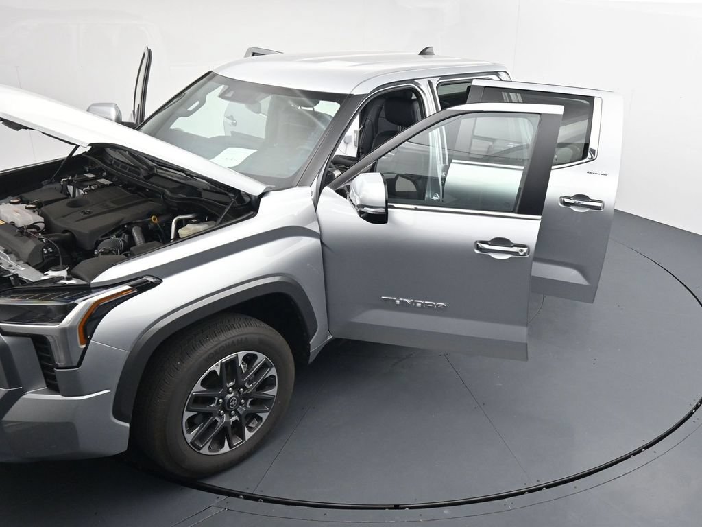Used 2026 Toyota Tundra Limited AWD/4WD image 26