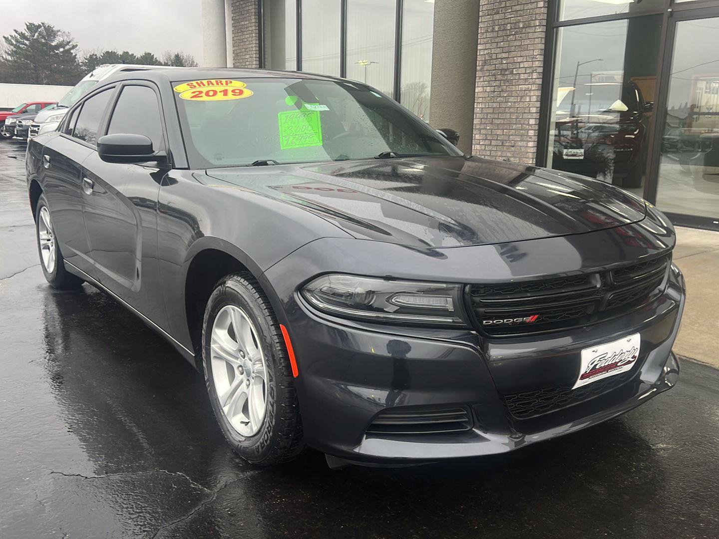Used 2019 Dodge Charger SXT