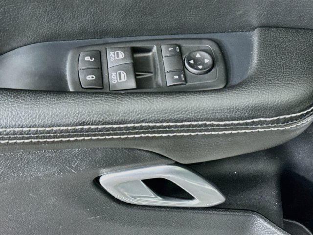 Used 2020 Dodge Challenger R/T RWD image 21