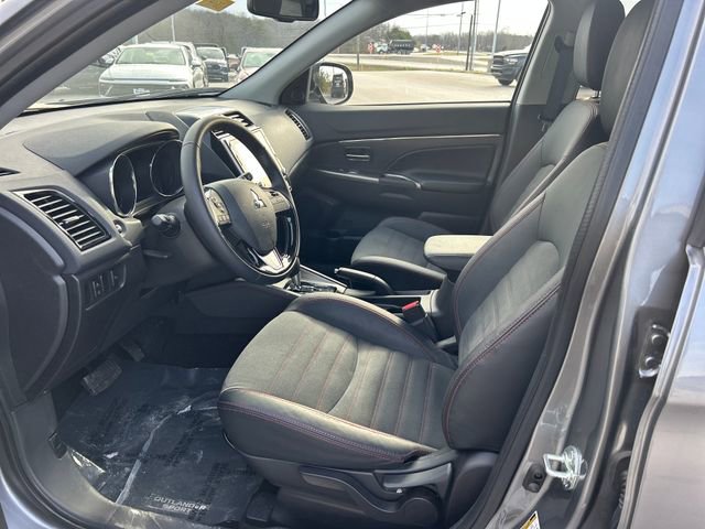 Used 2025 Mitsubishi Outlander Sport SE image 29