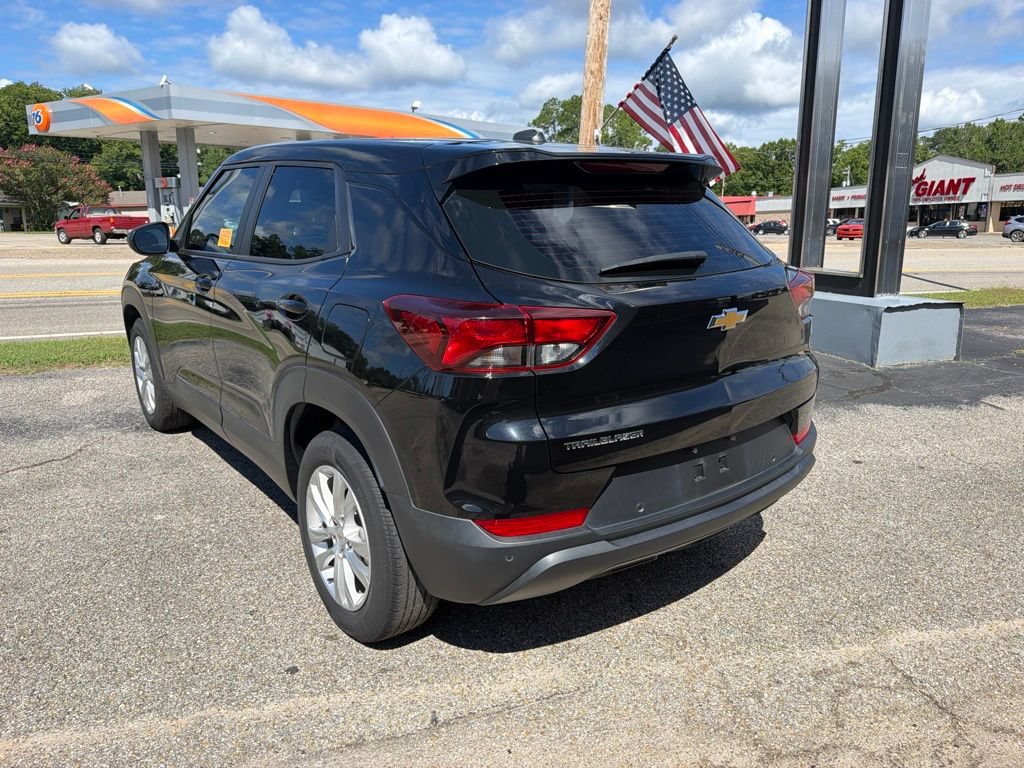 Used 2022 Chevrolet TrailBlazer LS FWD image 8