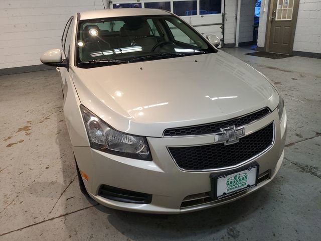 Used 2014 Chevrolet Cruze LT w/ Enhanced Safety Package image 8