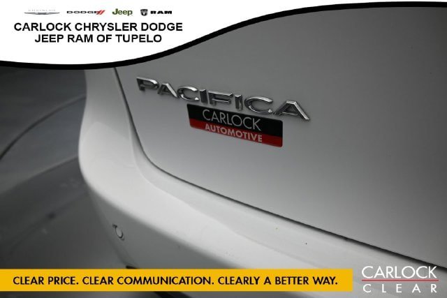 Used 2025 Chrysler Pacifica Select FWD image 39
