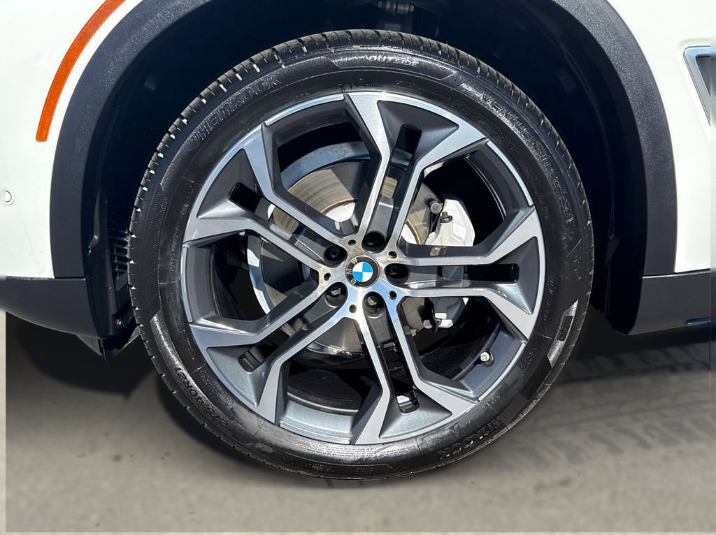 Certified 2023 BMW X5 xDrive40i w/ Premium Package image 39