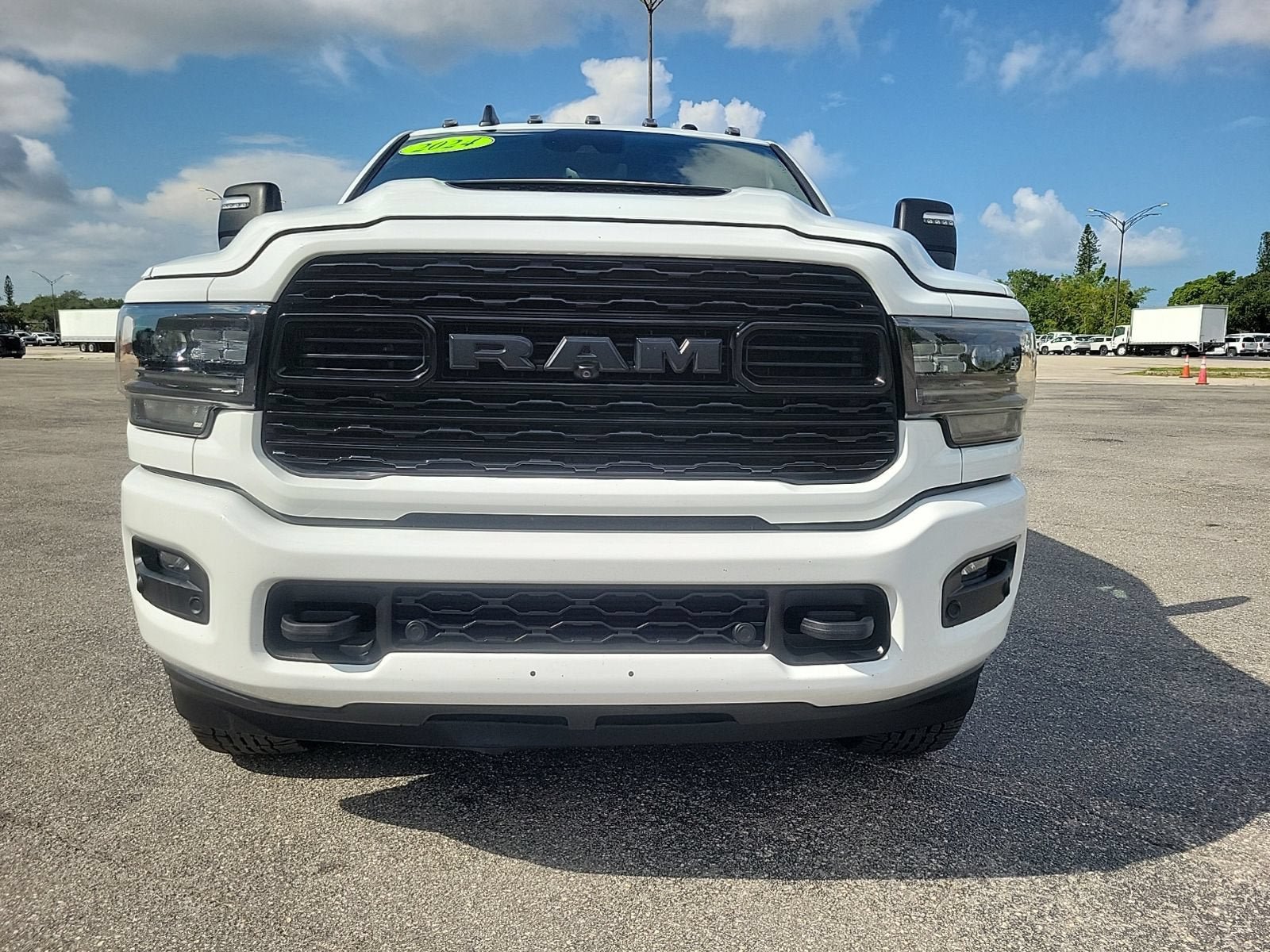 Used 2024 RAM 2500 Limited AWD/4WD image 3