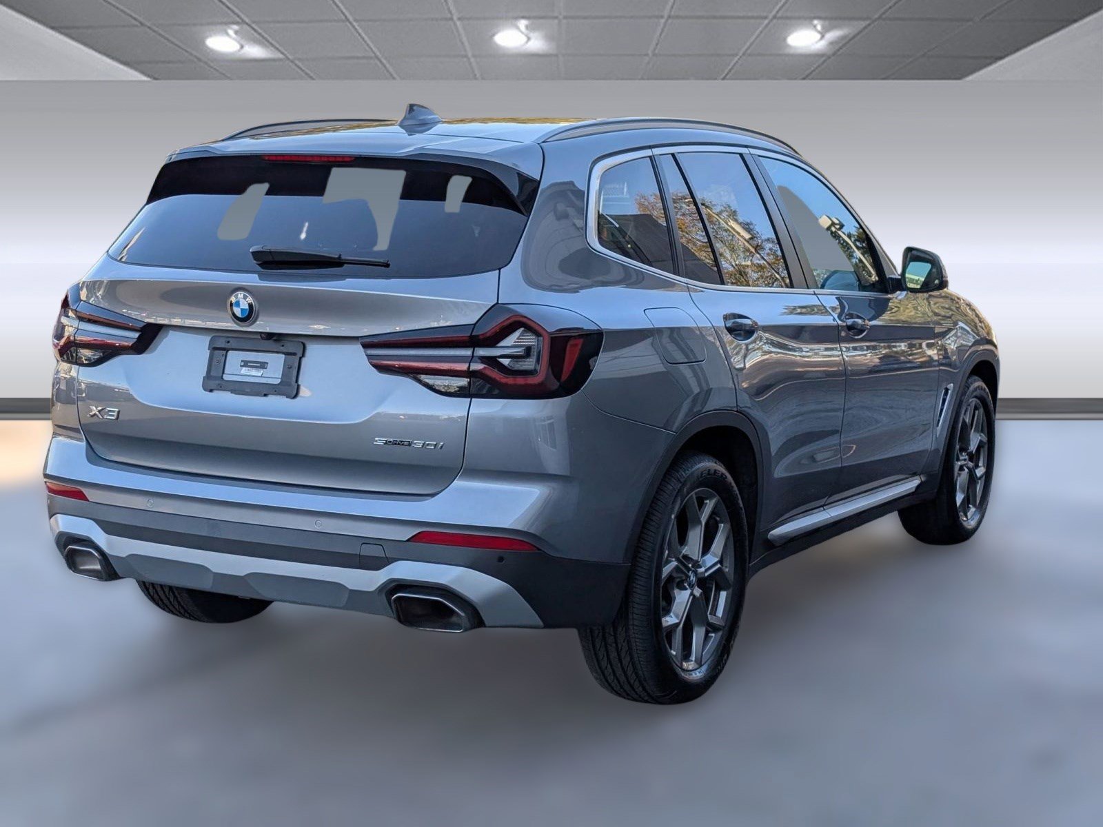 Used 2024 BMW X3 sDrive30i image 9