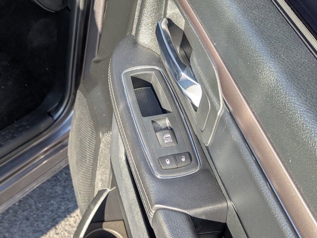 Used 2016 RAM 1500 Sport RWD image 35