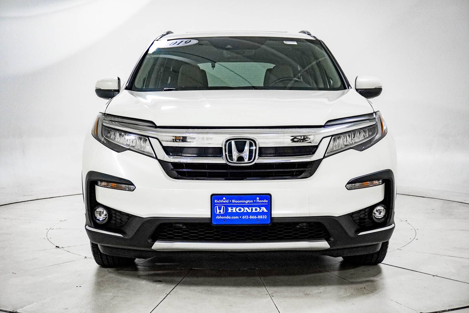 Used 2019 Honda Pilot Touring image 16