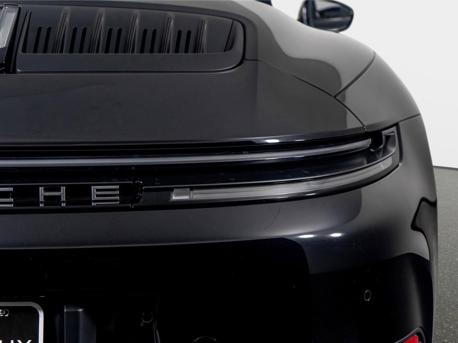 Used 2025 Porsche 911 Carrera S RWD image 14