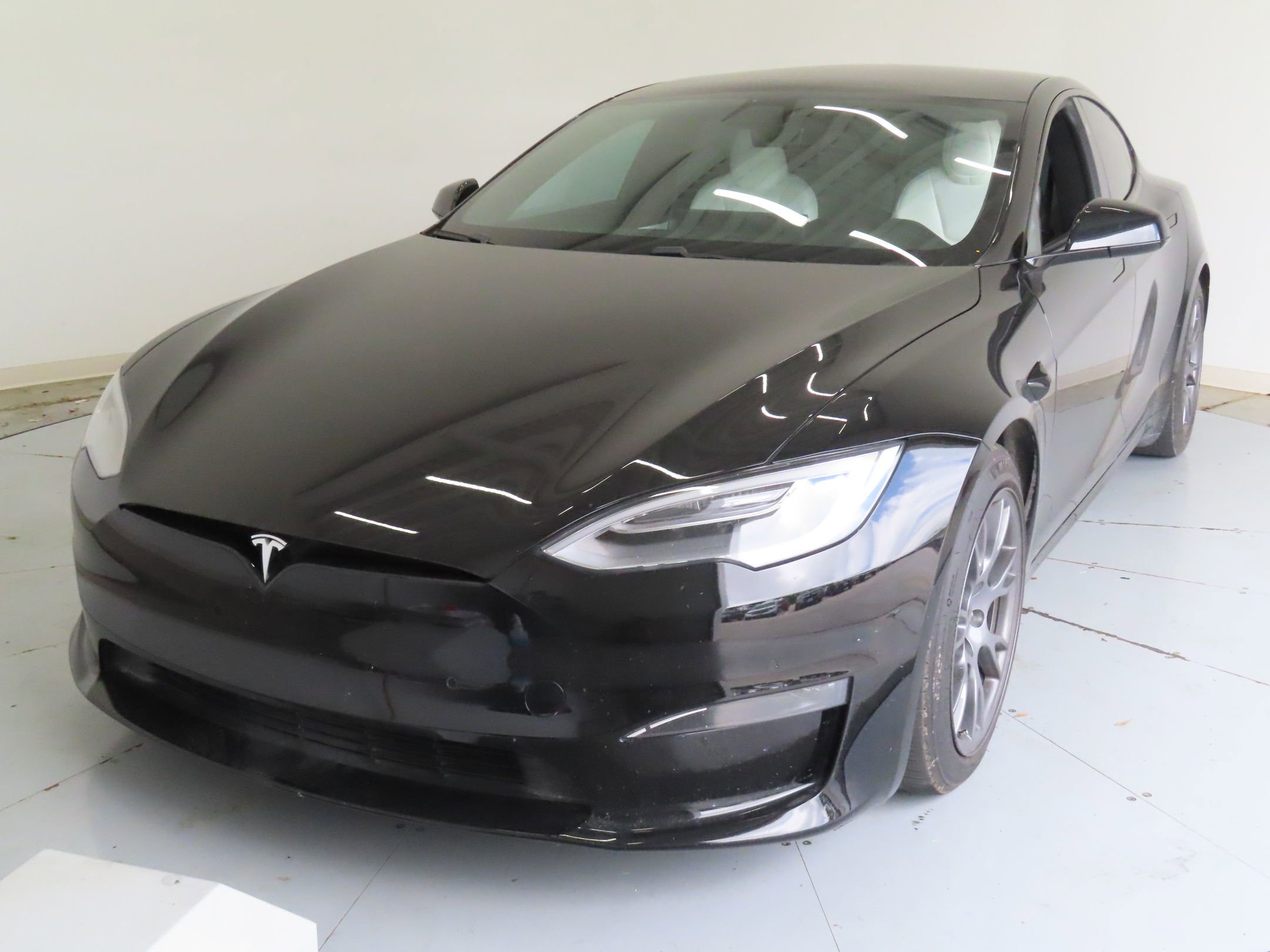 Used 2021 Tesla Model S Plaid AWD/4WD image 7