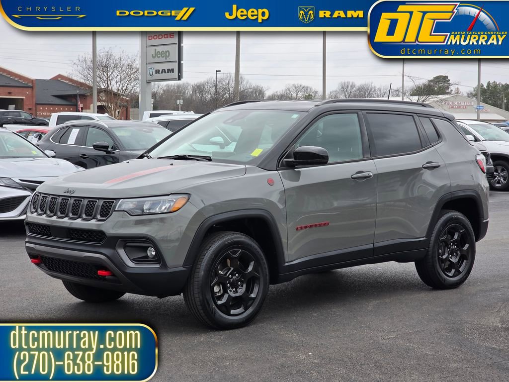 Used 2023 Jeep Compass Trailhawk w/ Trailhawk Convenience Group image 2