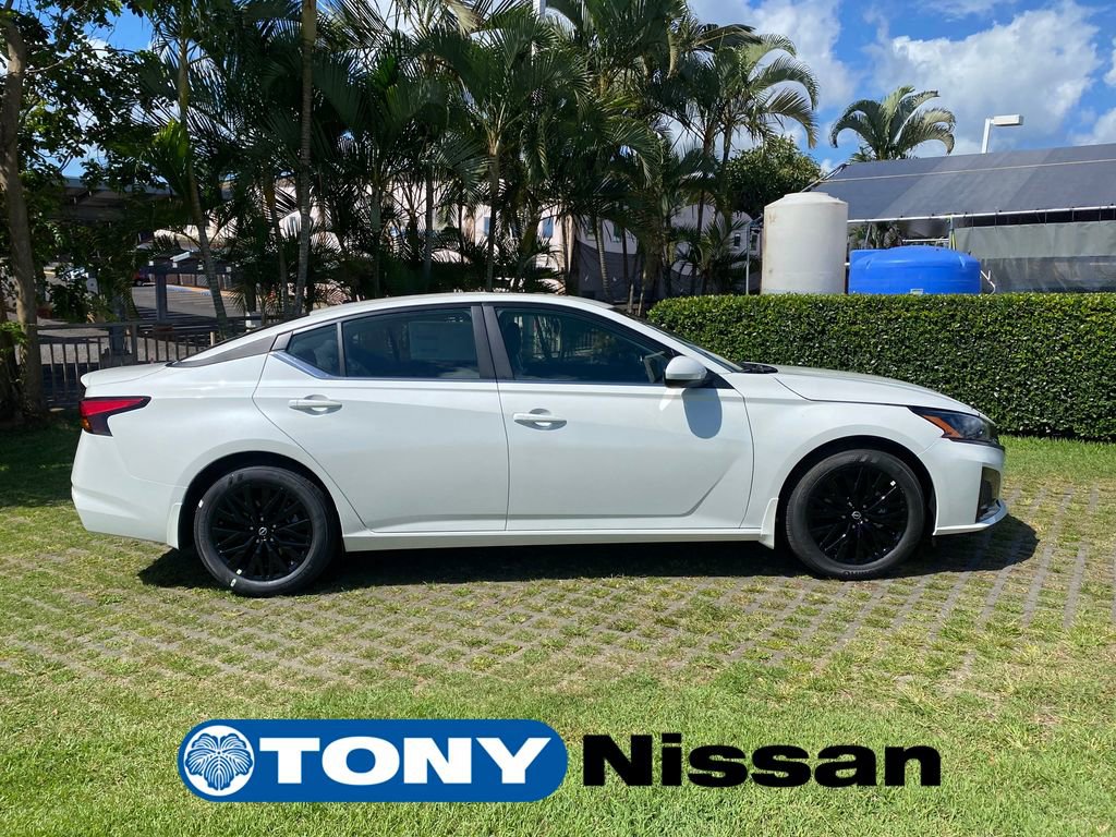 New 2026 Nissan Altima 2.5 SV FWD image 8