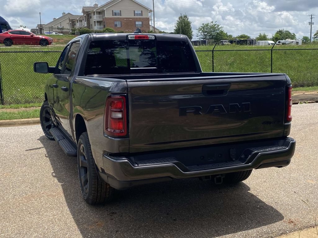 New 2026 RAM 1500 Express AWD/4WD image 34