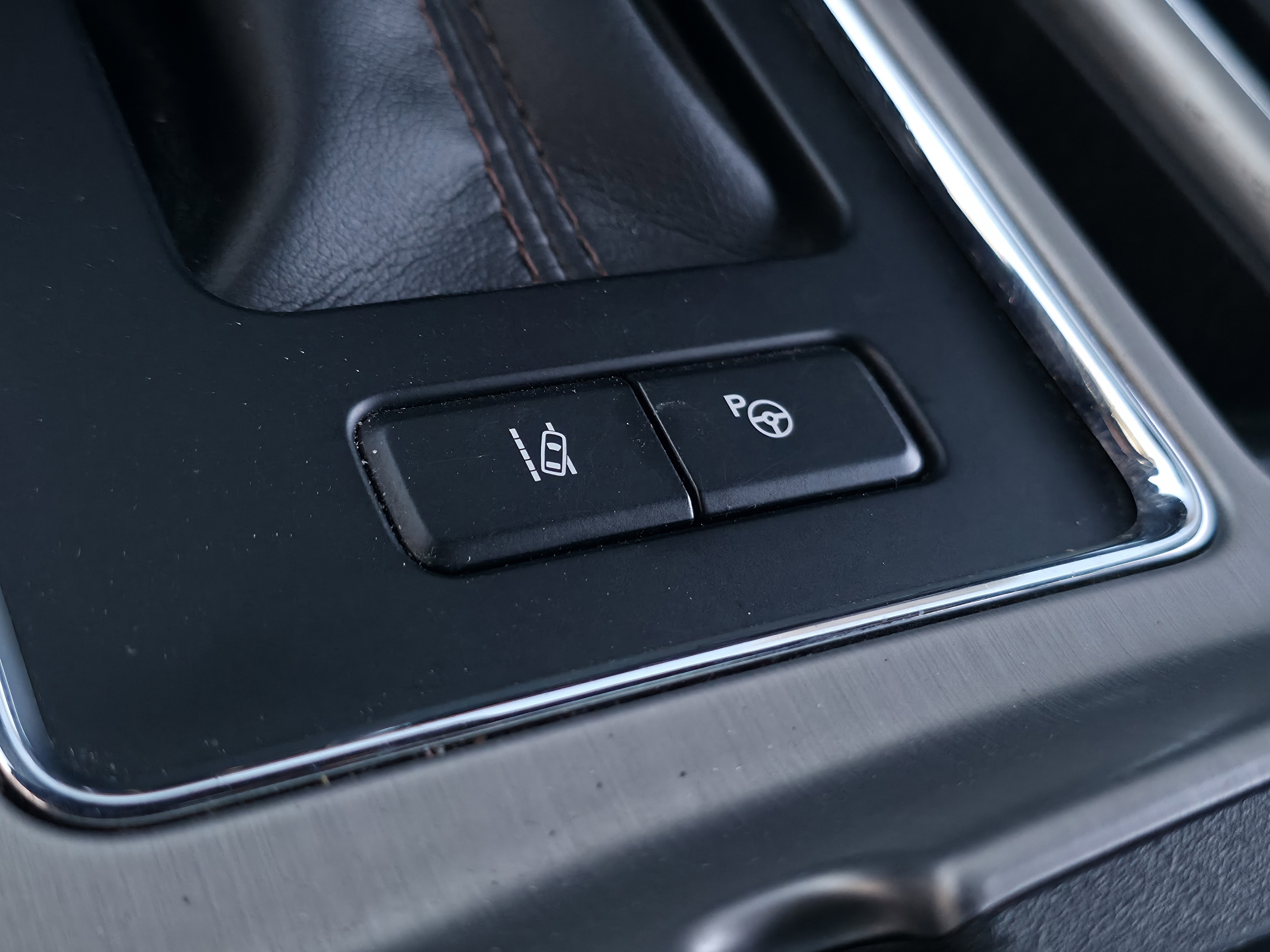 Used 2020 Ford F150 Platinum w/ Equipment Group 701A Luxury image 32