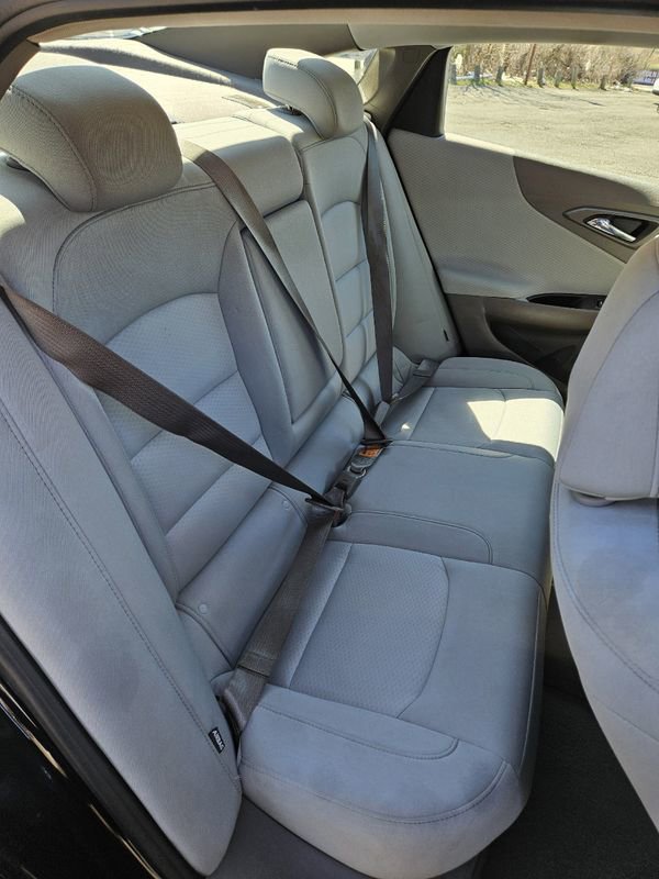 Used 2020 Chevrolet Malibu LT image 19