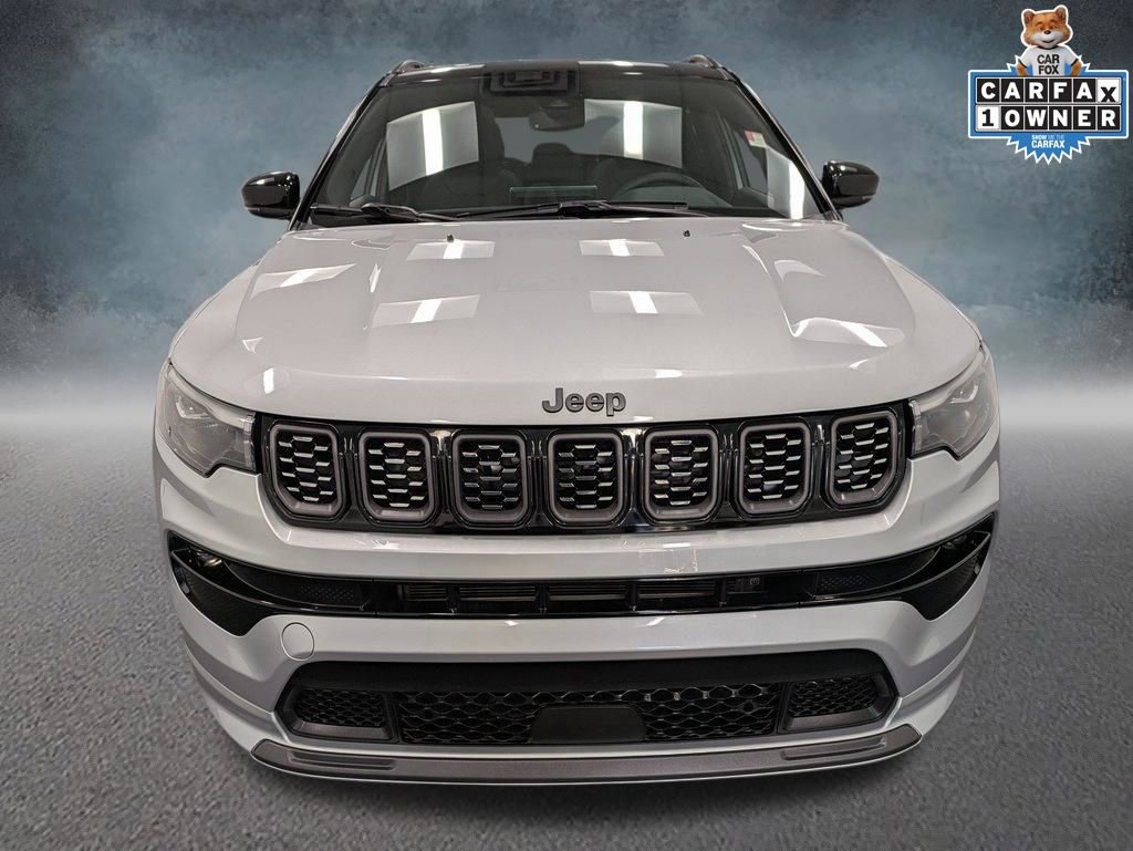 Used 2024 Jeep Compass Limited w/ High Altitude Package image 2