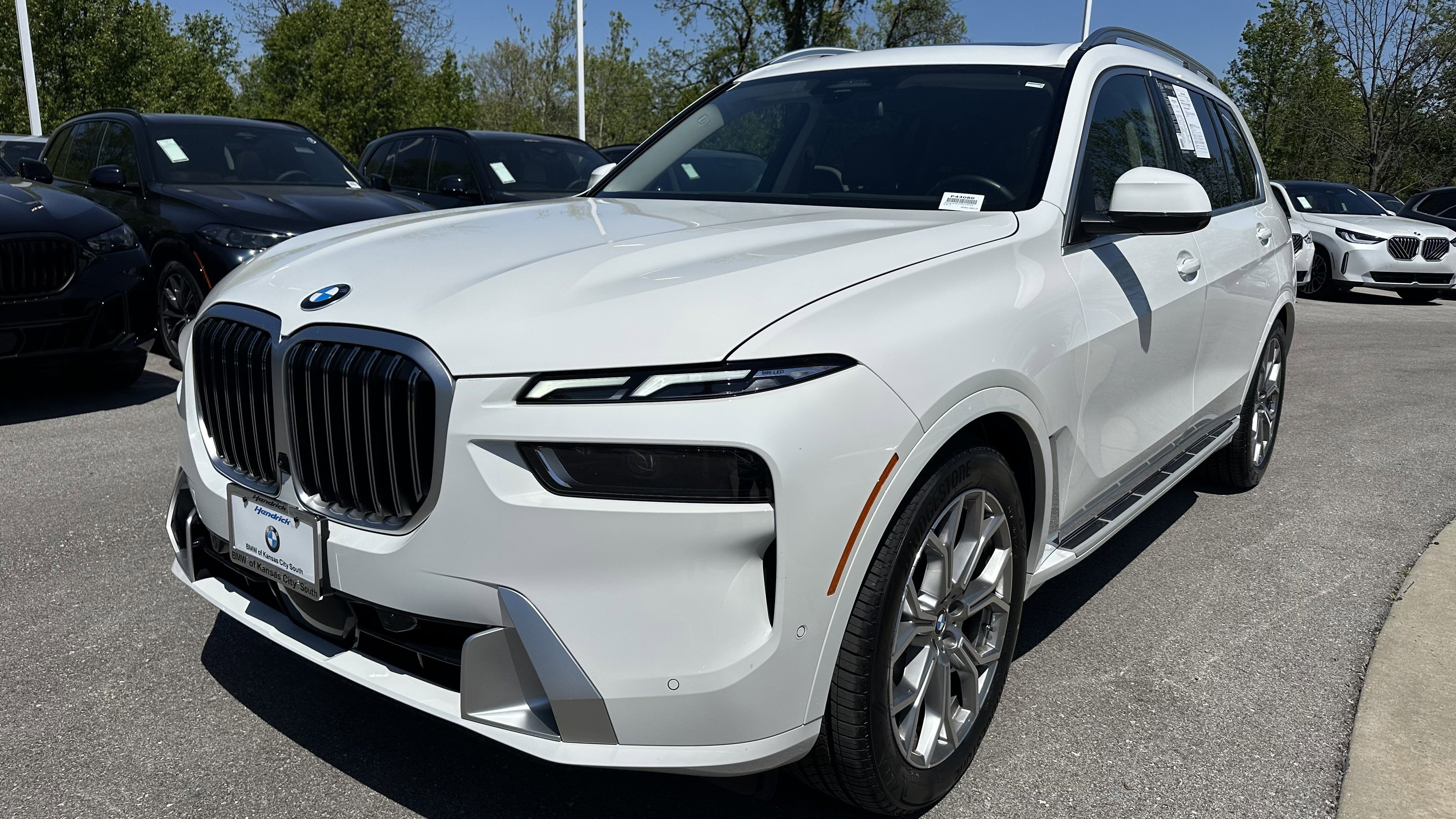 Certified 2026 BMW X7 xDrive40i AWD/4WD image 5