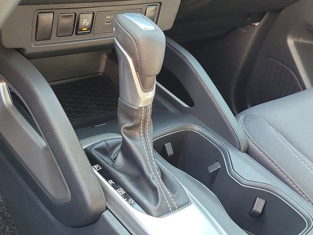 Certified 2025 Nissan Frontier SV RWD image 31