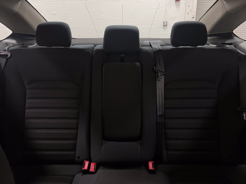 Used 2019 Ford Fusion SE FWD image 27