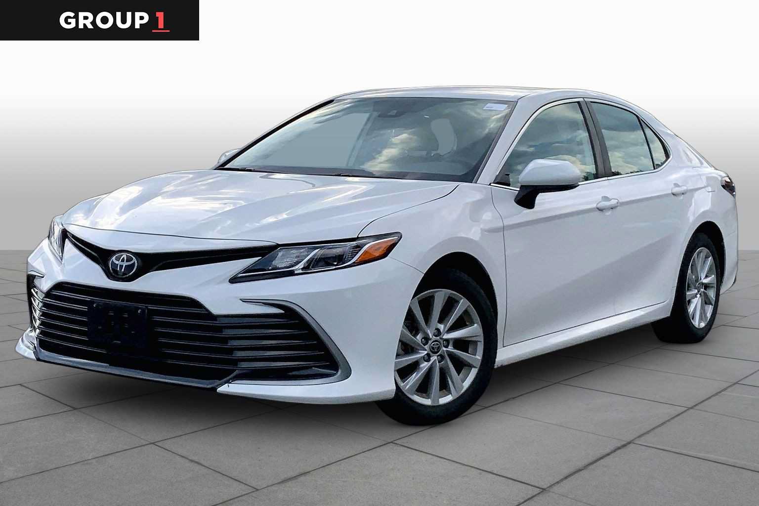 Used 2024 Toyota Camry LE AWD/4WD image 1