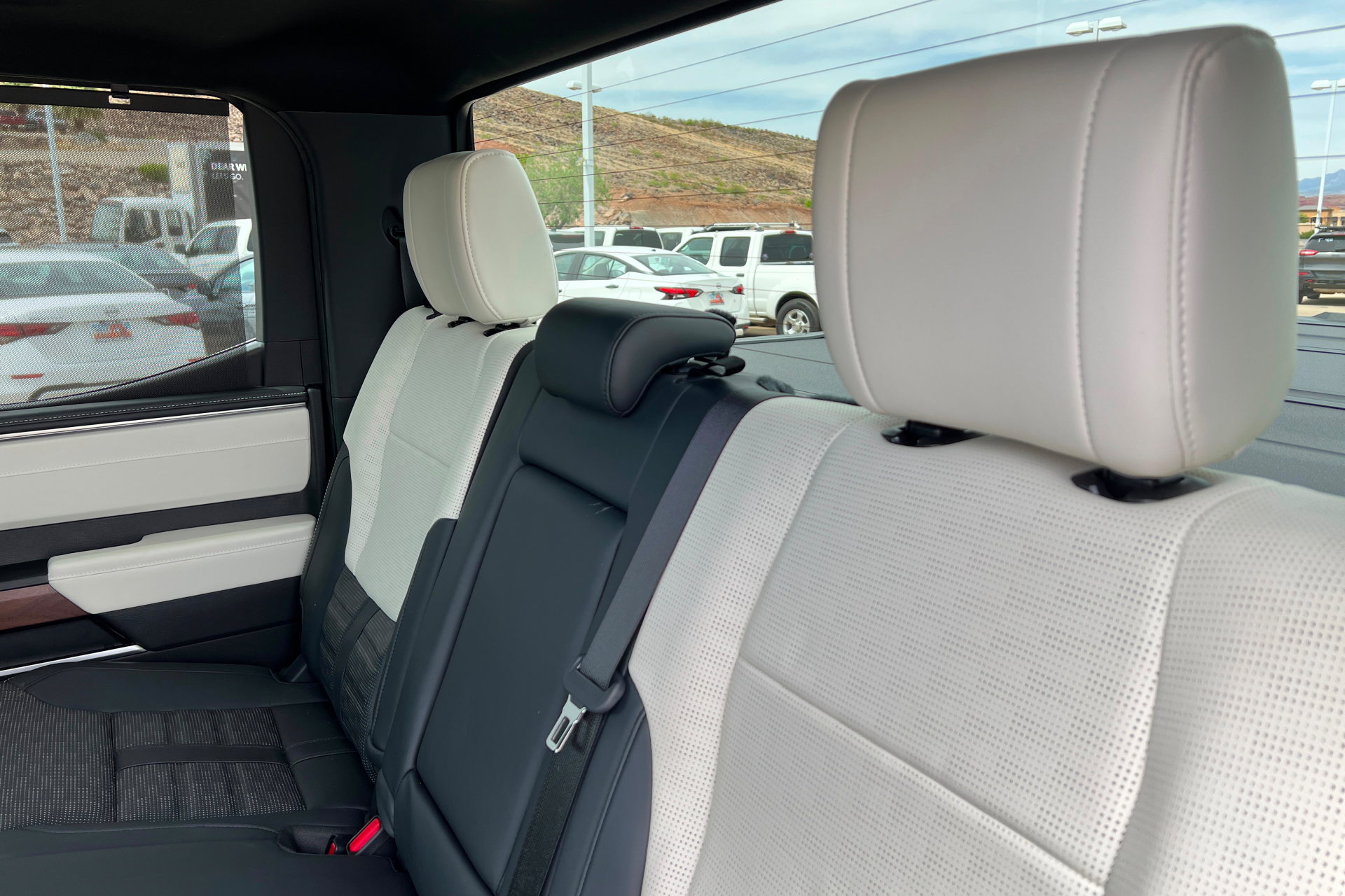 Used 2024 Toyota Tundra Capstone AWD/4WD image 21