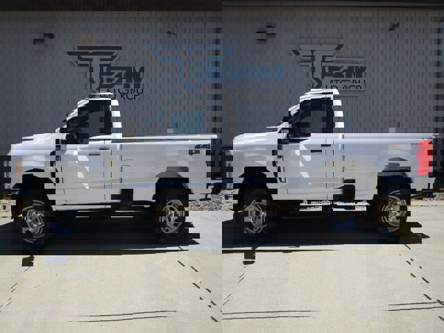 Used 2023 Ford F350 XL image 4