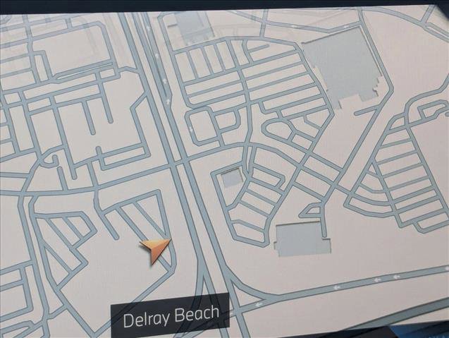 Certified 2025 BMW 330i Sedan w/ Premium Package image 13