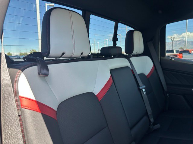 Certified 2024 GMC Canyon AT4X AWD/4WD image 30