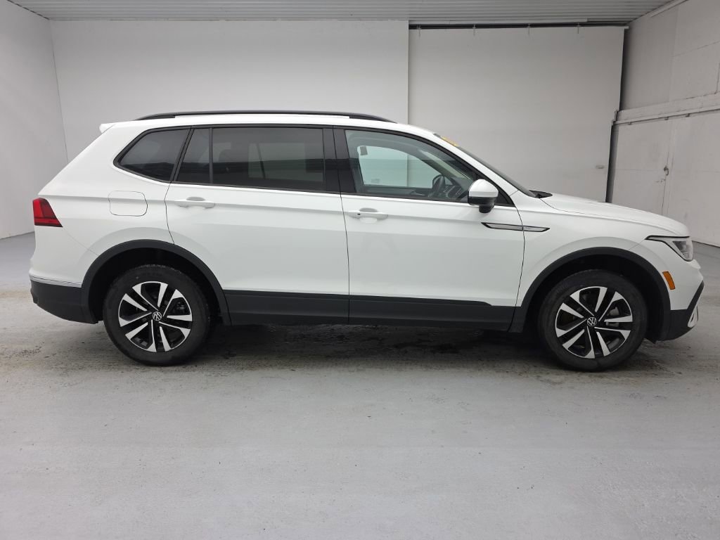 Used 2023 Volkswagen Tiguan S image 12