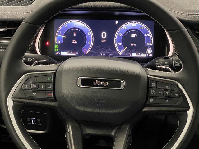 New 2025 Jeep Grand Cherokee Limited w/ Trailer Tow Package image 17