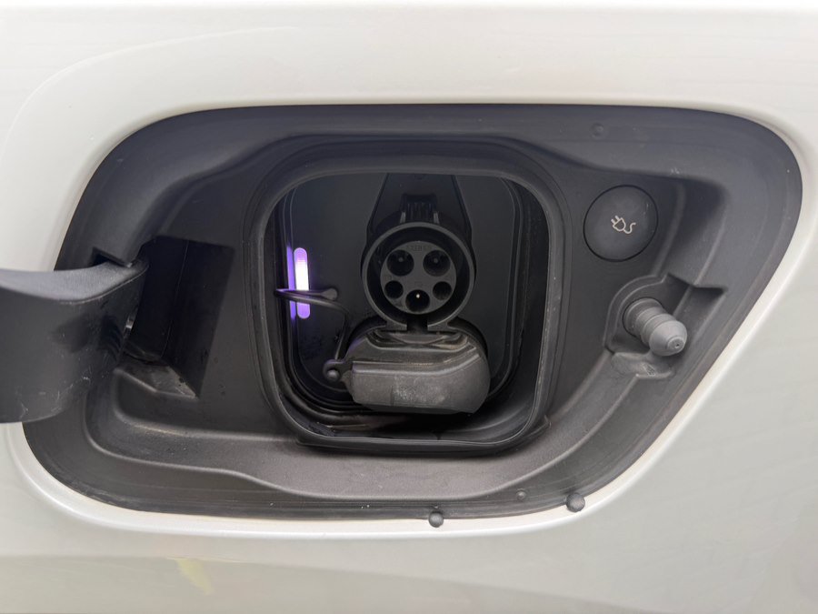 Used 2023 Volvo XC40 Recharge Plus AWD/4WD image 49